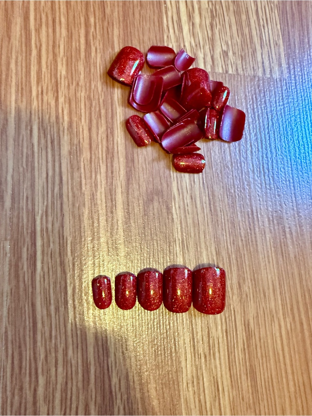 Red Glitter Press-On Nail Set — Shimmer Finish